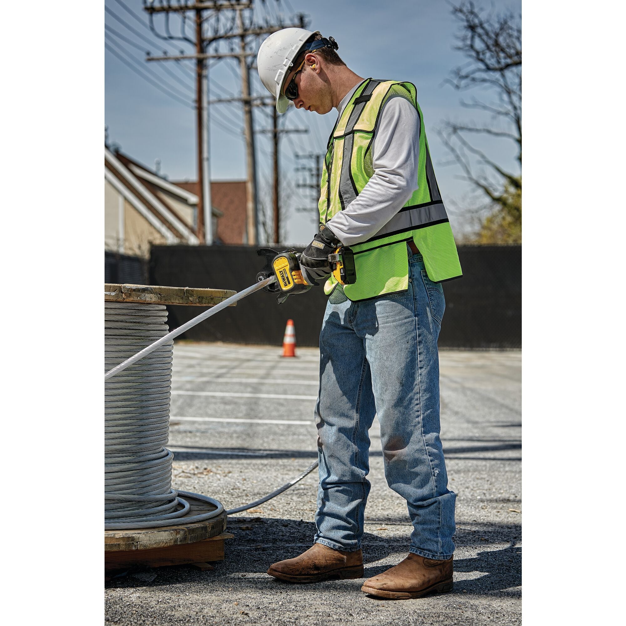 DEWALT 20V MAX* Cable Cutter Kit For Acsr Cable, Cordless | SBD Affinity